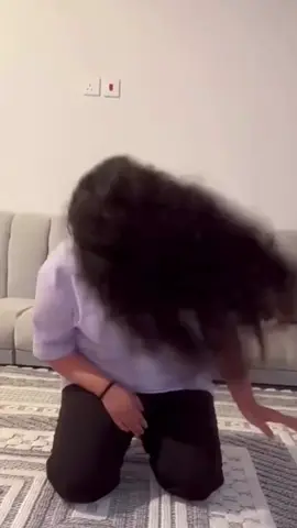 ‏قلت لكم يا بنات بنت أختي هذي اللي بتجيب لي جلطة 😹❤️ .