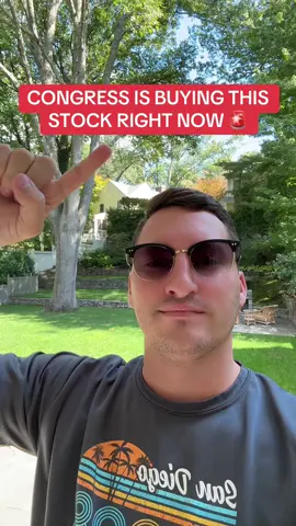 Nancy Pelosi is loading up AVGO shares 👀 #nancypelosi #congress #stocks #stockmarket #money 