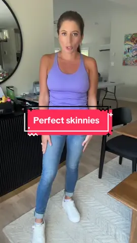 Non distressed skinnies are a wardrobe staple. Easy to dress up or down. These are Judy Blue and have great stretch! Super comfy and flattering #denim #jeans 