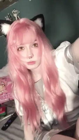 chat how old do i look i cant tell if i look my age or not  #kawaiichan #aphmau #cosplay #mystreet #kawaiichancosplay 