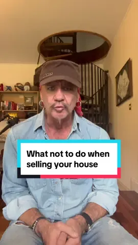 House was stuck for a year. Nothing wrong with it, nothing wrong with the agent, the owners just got impatient. Another lot tried to fleece them. They even thought about auction. They asked me to buy it. I told them that wasn’t right. I listed it fresh... SOLD it in a week. #davyhutton #quicksaleproperty #propertyglasgow #housesale #scottishproperty 
