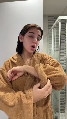 La nueva #veet es muy sencilla de usar y deja la piel súúúper suave 💕🥰 #amoveet #depilacion #recortador #veetsquad Link : https://www.amazon.com.mx/dp/B0DYRFKBM8?maas=maas_adg_EEB2BCC2B70FBFFFFCAE76487F2256DC_afap_abs&ref_=aa_maas&tag=maas 