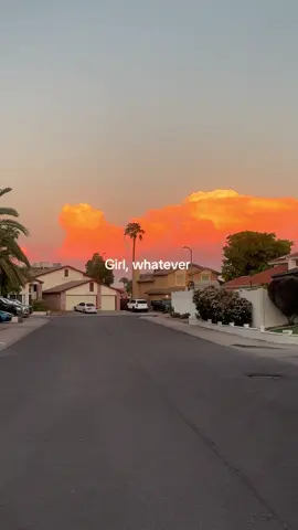 It’s not that serious sis  #storm #sunset 