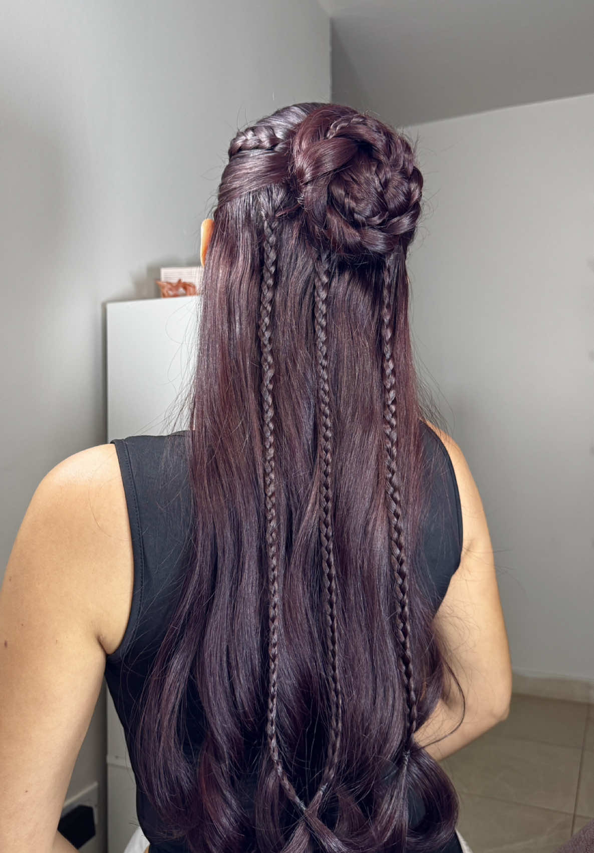 Aunque sea inteligencia artificial igual lo podemos hacer ✨ #hairtutorials #hairinspo #peinadosfaciles #easyhairstyles #hairoftiktok 