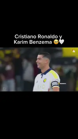 Cristiano Ronaldo y Karim Benzema 🥹🤍 #cr7 #cr7fans #cristianoronaldo #benzema #karimbenzema #cristianoronaldofans #goat #realmadrid #realmadridfans #halamadrid #ucl #championsleague #football