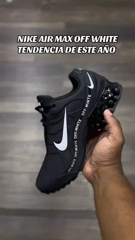 ✨ ¡No vendemos tenis, vendemos exclusividad! Cada par que ves aquí es una pieza pensada para que te sientas cómodo, seguro y único. 🔥 Calidad premium 📦 Envíos a todo Colombia 📍 Contra entrega solo en Cali 💬 ¿Tienes dudas? ¡Escríbenos! 📲3242396554 🖤 Tu estilo empieza por los pies.