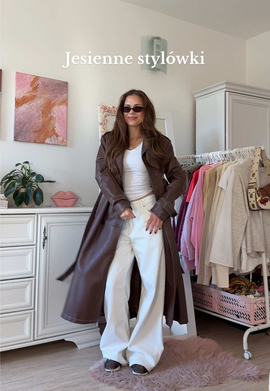 Odpowiadanie użytkownikowi @dorotkaaaaaaa1 ładna stylówka mnie wystarczająco ogrzewa XD #jesiennestylizacje #stylizacje #outfits 