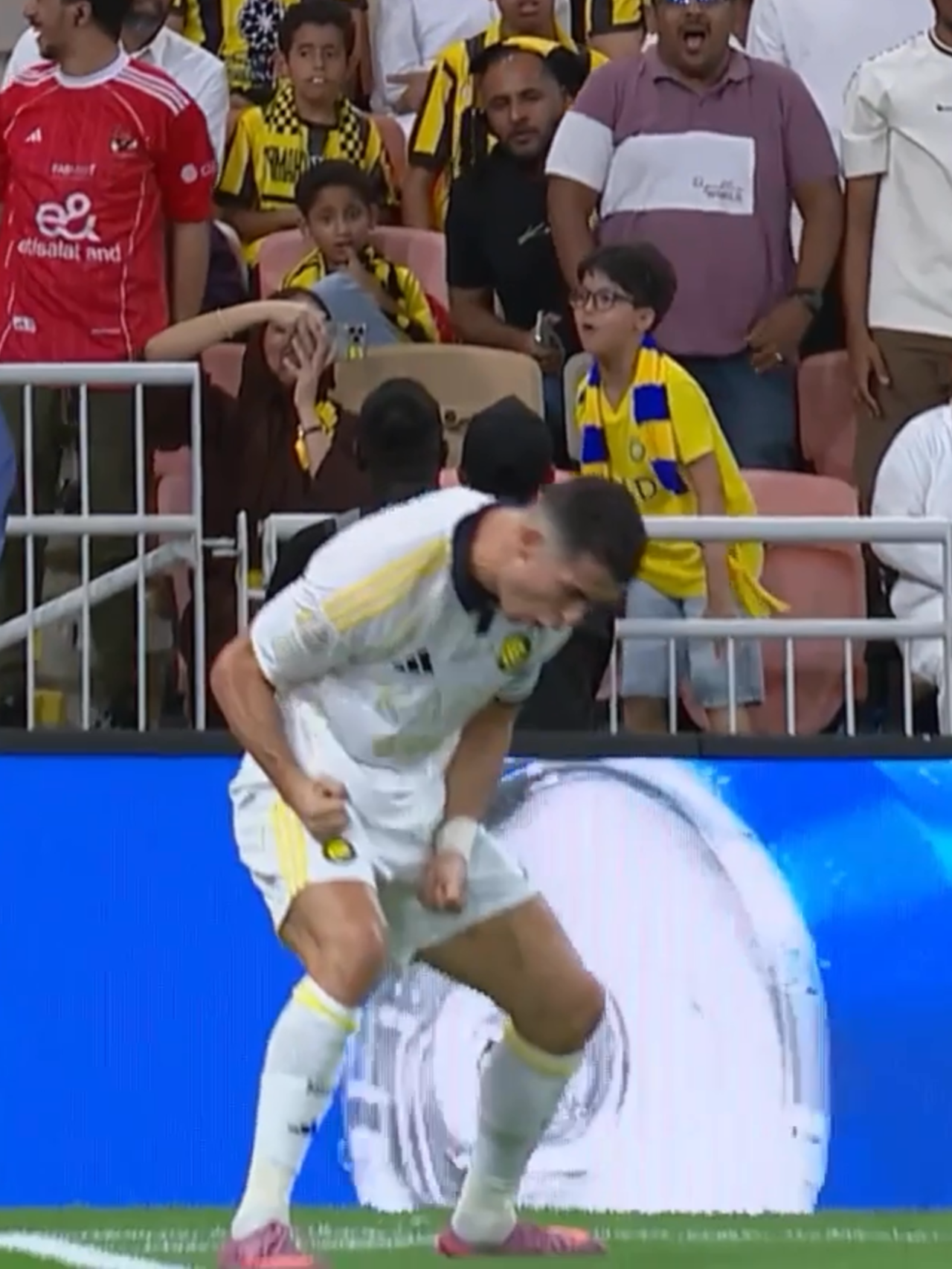 هدف! رونالدووووو🔥 #الاتحاد_النصر #الكلاسيكو_على_ثمانية‬ #thmanyahsports #sportsinsaudi