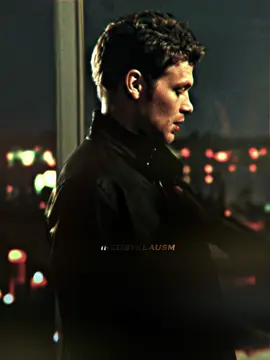 Klaus and his curly hair🫦 cc: mine (glow cc 11) scps: @jcqscenes @️  vsdt: @bex  #klausmikaelson #klausmikaelsonedit #josephmorgan #tvdedits #theoriginalsedits 