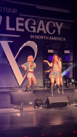 @VIVIZ Kansas City 🏙️ #viviz #kpop #kpopfyp #kpopfypシ #kpoptiktok 