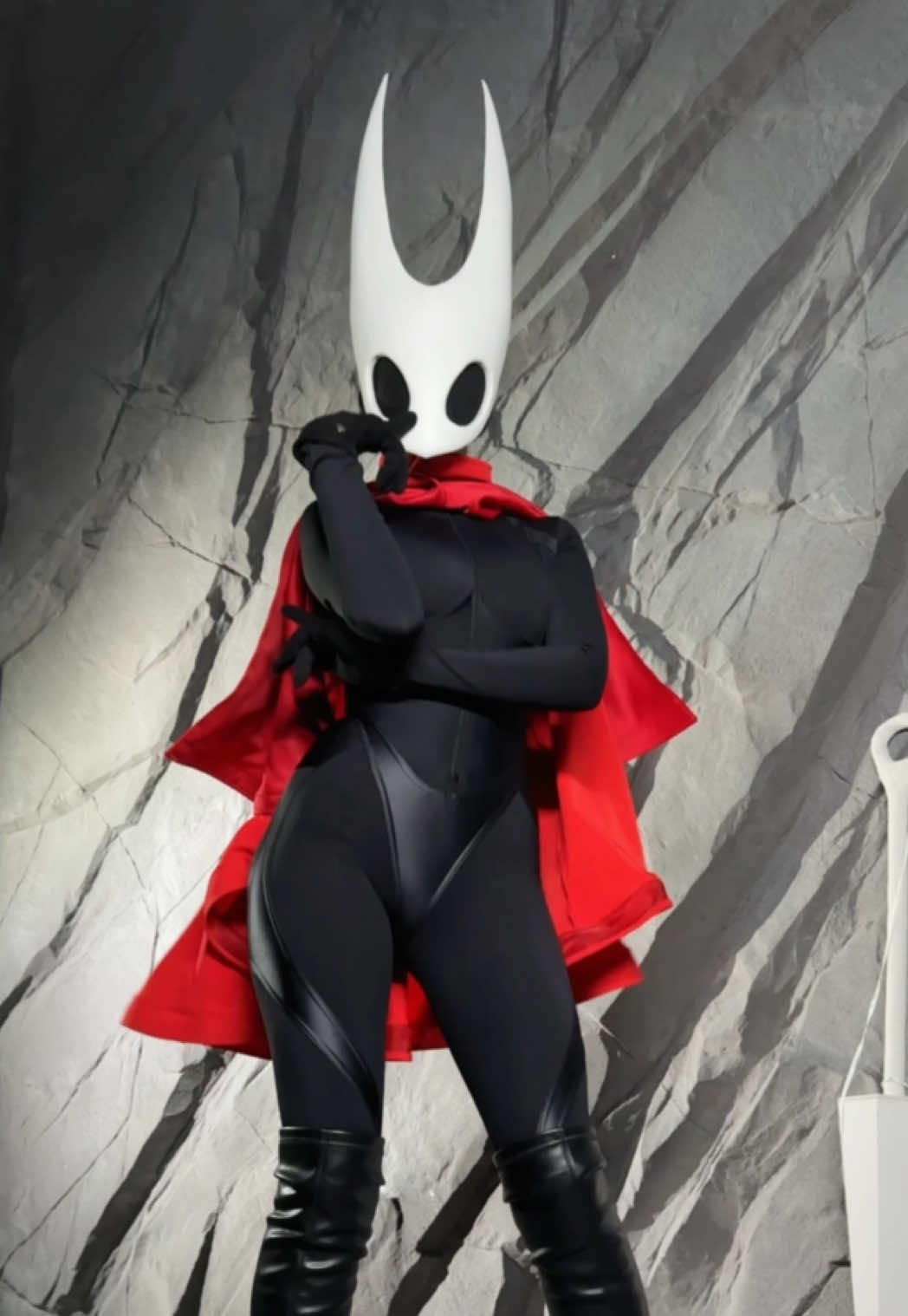Let's have a milkshake?✨ #hollowknight #hollowknightcosplay #hornet #hornetcosplay #hollowknighthornet 