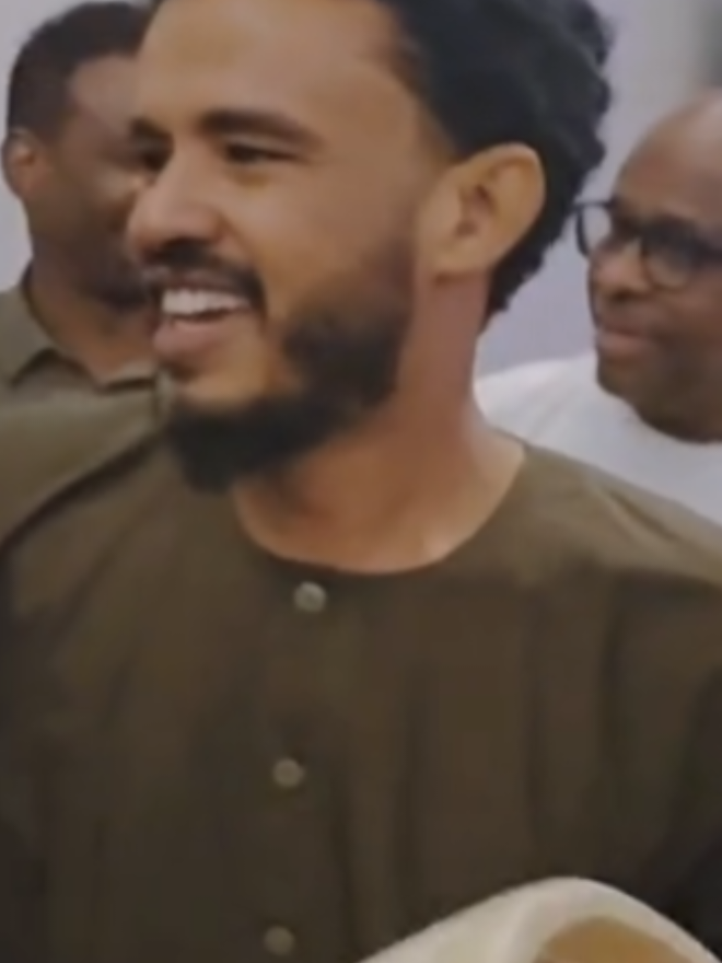 سيد الرسل والبشرية #حسين_الصادق_hussain_elsadig #الشعب_الصيني_ماله_حل😂😂 #مشاهير_تيك_توك_مشاهير_العرب #اغاني #السودان 
