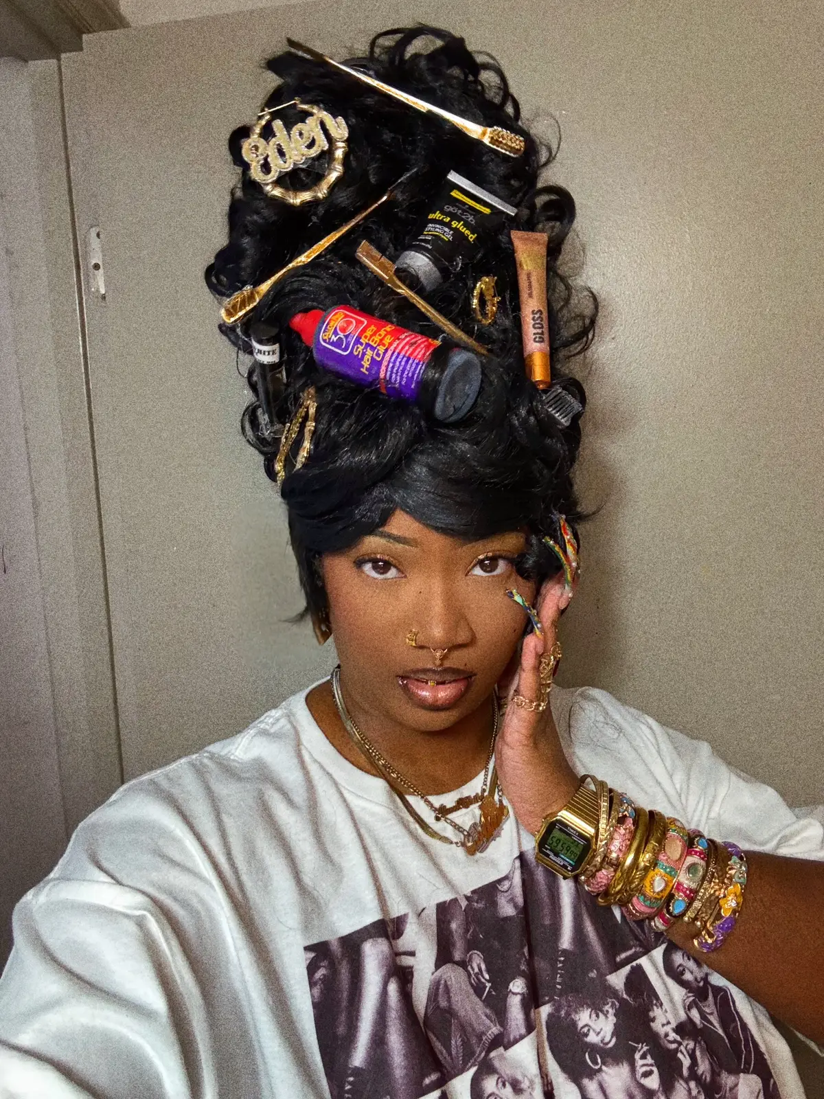 the blacker the berry ✨📟🏆 ‼️ TAG @monaleo 🎀 ‼️ ✨ HAIR: ME 🫶🏾 BANGLES: @Kay Bella jewelry 🧚🏽‍♀️✨💕🦋  💖 NAILS: @YouveGotNells_nails  🤩 TSHIRT: @Attitude Problem Brand  #90s #90sfashion #blackculture #blackgirlmagic #virall 