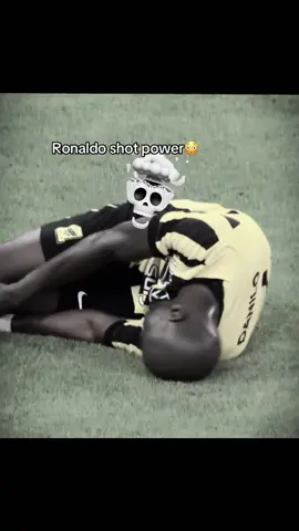 Bro nearly finished him💀 #cristianoronaldo #cr7 #ronaldo #footballedit 