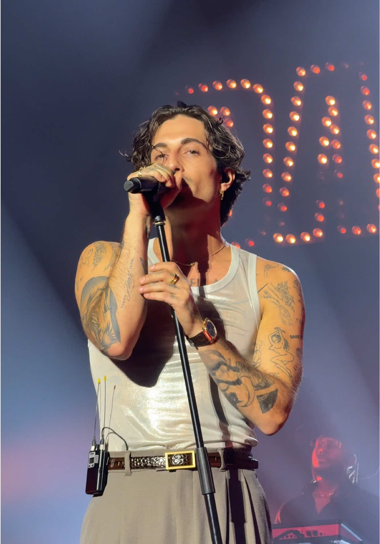 Wie zie ik donderdag bij Damiano David in Brussel?❤️‍🔥🥹🥰 #damianodavid #forestnational #funnylittlefears 