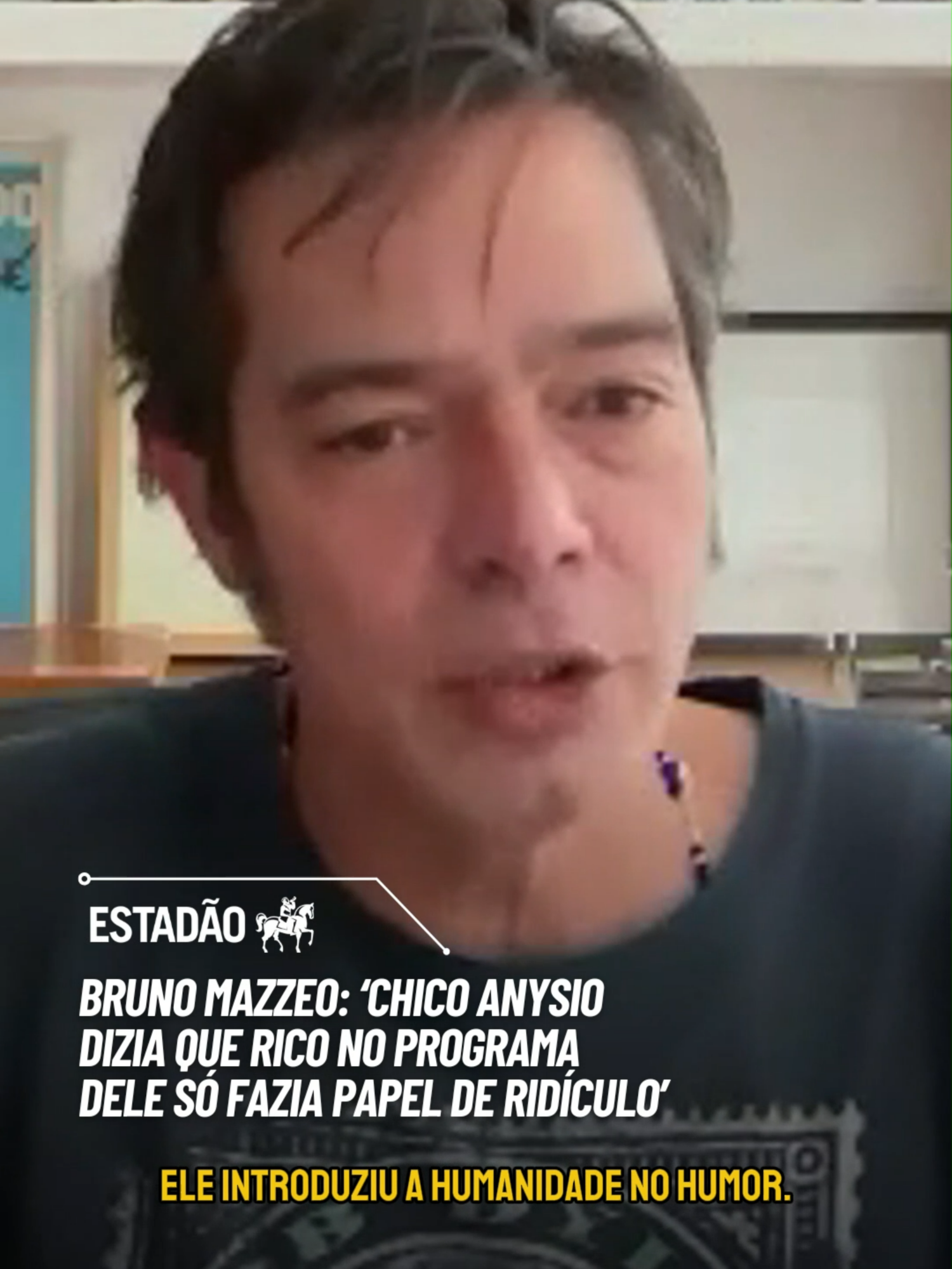 ENTREVISTA COM BRUNO MAZZEO 🗣️ O ator lança série documental ‘Chico Anysio: um Homem à Procura de um Personagem’ em que faz um retrato do pai, o humorista que criou mais de 200 personagens, conviveu longos anos com a depressão e deixou um legado de humor social e extremamente brasileiro. 📲 Leia a entrevista completa no site do Estadão. #BrunoMazzeo #ChicoAnysio #humor #cultura