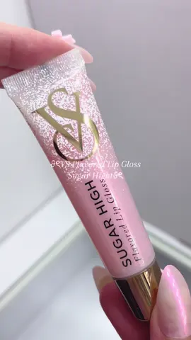 𝜗ৎVS Flavored Lip Gloss Sugar Hight𝜗ৎ @Victoria’s Secret #victoriassecret #lipgloss #Runway #victoriassecrethaul #pink 