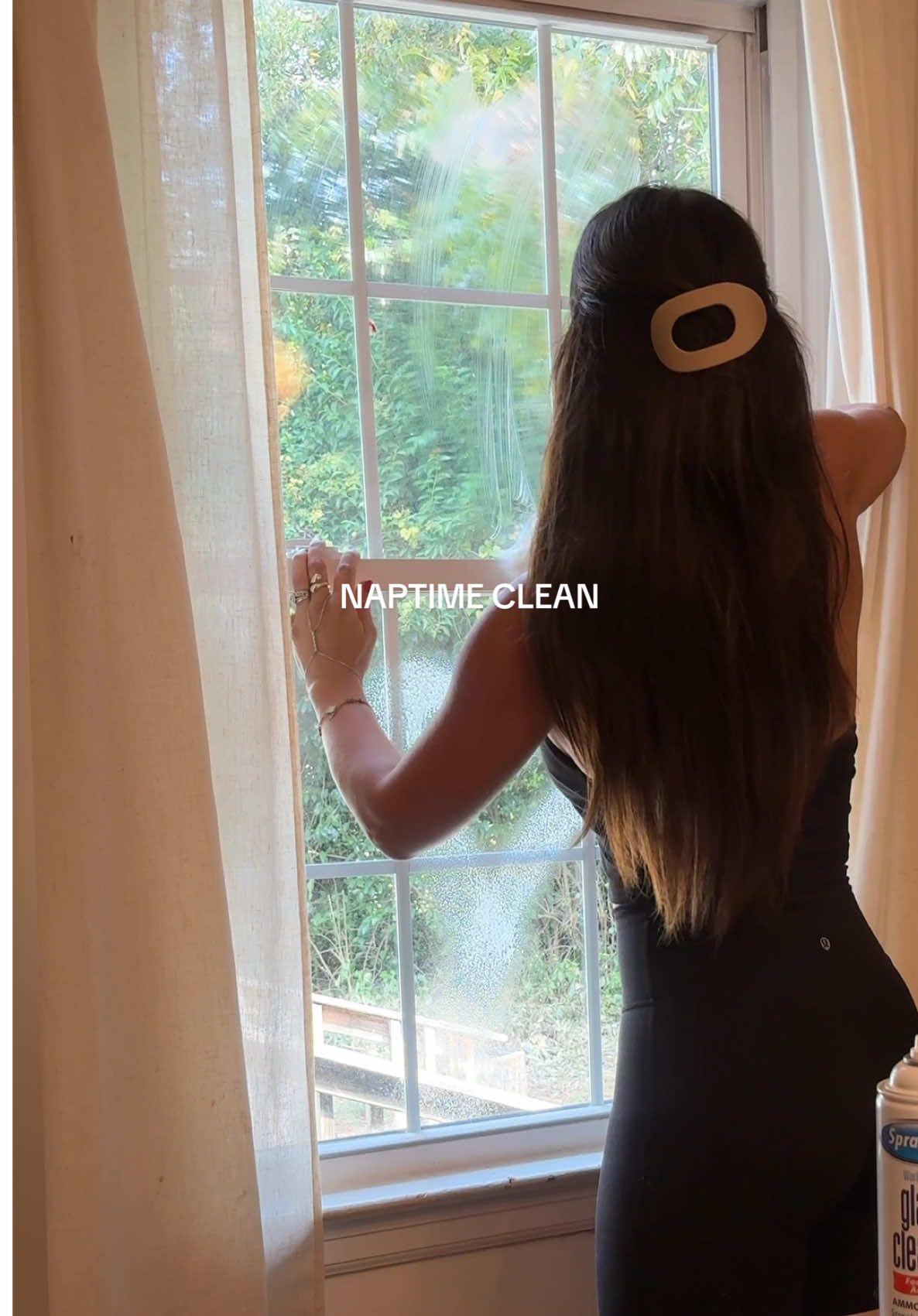 IF YOU AINT SQUATTINYOU AINT MOPPIN 🤠✨🤍AHHHHH SO MUCH BETTER happy Friday angels ily 