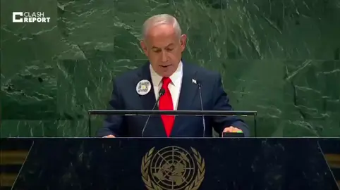 ketika penjajah menaiki podium,, tidak ada satupun manusia yang mau mendengarkan nya,,hewan aja males apa lagi manusia. jijik liat muka setannyahu🤮🤮🤮 #stopgenocidegaza #freepalestine🇵🇸❤️ #tangkapnetanyahu