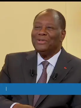 Le président Alassane Ouattara avait initialement promis de ne pas briguer un quatrième mandat et de ne pas exclure de candidats à la prochaine élection présidentielle. Cependant, la réalité semble différente. Il vise désormais un quatrième mandat et a écarté ses potentiels rivaux, Laurent Gbagbo et Tidjane Thiam, pour les élections de 2025. #tiktokcotedivoire🇨🇮  #tiktokafrique  