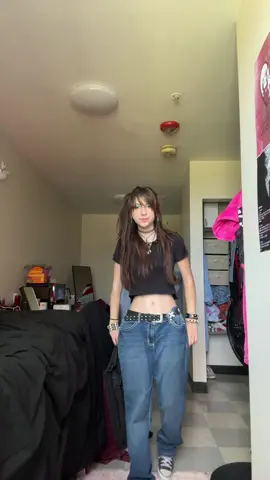 I LOVE THE STROKES!!!! #OOTD #altfashion #outfitinspo #thestrokes #fyp 
