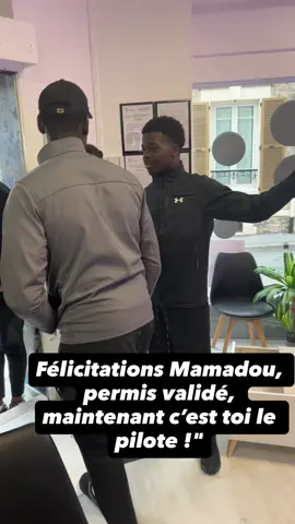 Bravo à Mamadou qui a obtenu son permis avec Get My Permis 🎉🚗 Félicitations à lui ! Et toi, tu attends quoi pour t’inscrire ? Avec Get My Permis, tu peux avoir une date d’examen en moins de 4 mois ! Alors, viens toi aussi te faire 