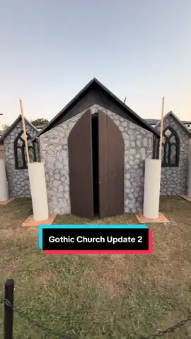Here’s our latest update! The structure is pretty much done for our gothic church facade. All that’s left is to finish the pillars, lighting, set dressing and installing our animatronic. 🎃 #halloween #diyhalloween #halloweendecor #theconjuring #gothicstyle 