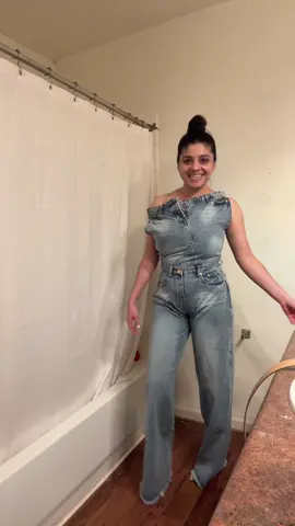 Y aquí te dejo el resultado de cómo quedó ya con la faja #womenfashion #ropamujer #fallfreshness #womenclothes #jumsuit 