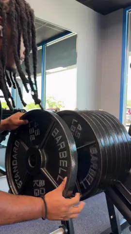 Legs don’t grow by accident — you have to attack them from every angle. 🚀 Leg press for power, curls for hamstrings, and RDLs for that stretch & strength. No shortcuts, just consistent work. 💪🏽 👉 Save this for your next leg day. #LegDay #LegWorkout #LegPress #RDLs #LegCurls          