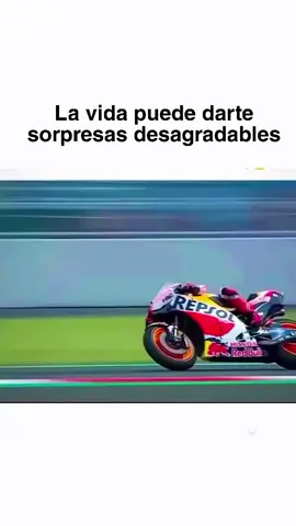 La vida no siempre juega limpio. A veces duele, a veces desconcierta. Pero lo único que nunca puedes soltar es tu actitud. Esa es la llave que abre cada camino. 🔥 Defensor incansable de la creatividad, de la valentía y de la búsqueda. El diablo es quien te ha empujado a lograr. 👉 ¿Qué harás hoy con tu actitud? #ActitudEsTodo #FuerzaInterior #sigueadelante #resiliencia #valentía 