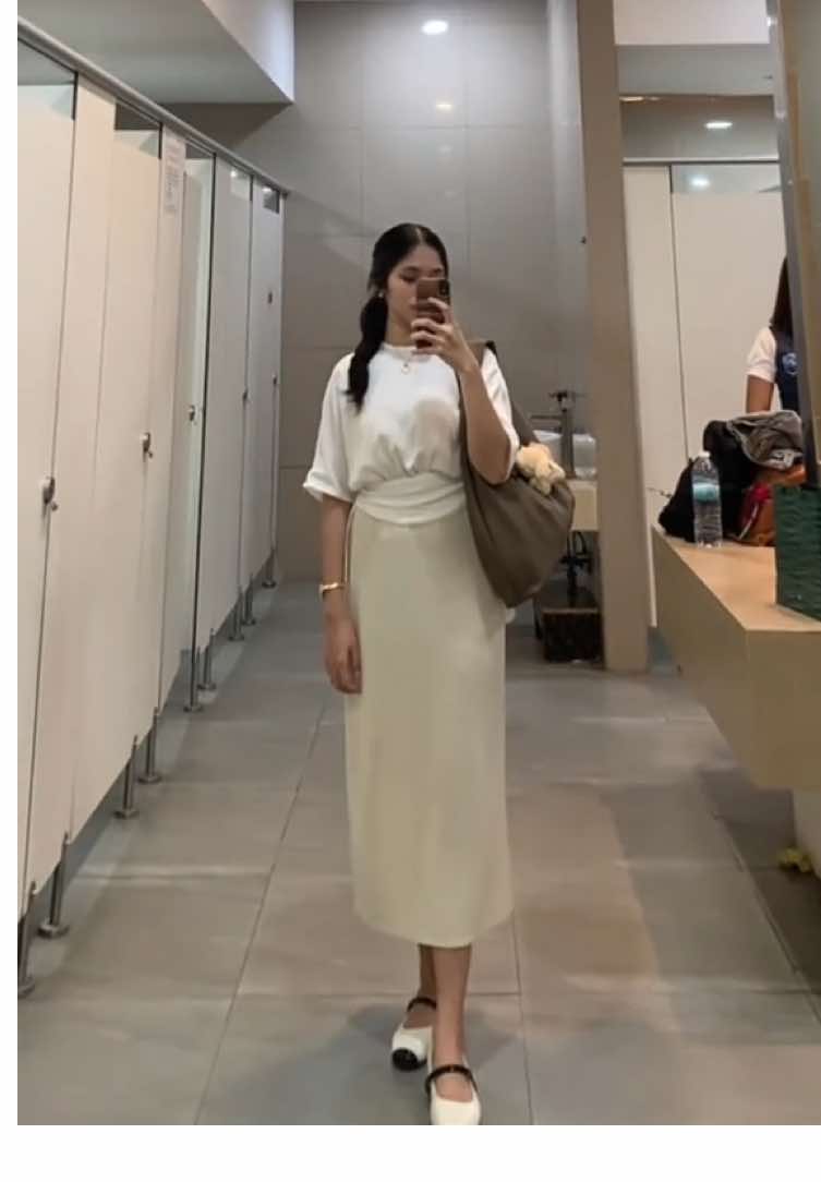 When your bag & shoes are the perfect match… every outfit. Your sign to get that bag & shoes combo that goes with EVERYTHING 💯🔥 Must have beautiful ladies! GET IT NOW. @MUMUSELECT PH @VDEN SHOES #fyp #mumuselect #vdenshoes #foryourpage #outfit 