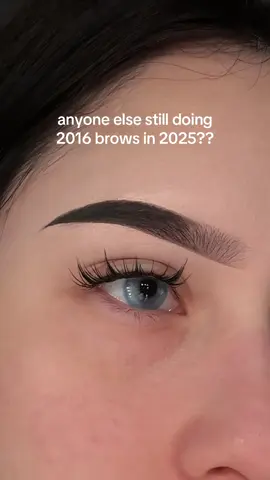 i’ll be 50 with sharp dark brows 😅 #eyebrows #2016 #2016makeup #fyp 