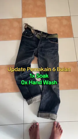 Lanjut break atau hand wash aja nihh?? #denimyourway #pamerindenimlo #denimhead #fadingdenim #thebastarddenim 