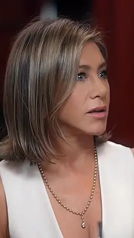 #goviral #jenniferaniston 