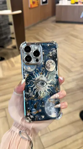 🌙✨ Obsessed with celestial vibes? This case has sun, moon, stars & a cosmic eye — like carrying the universe! Tap to get! 🪐 #celestial #astrology #witchyaesthetic #phonecase #videowave 