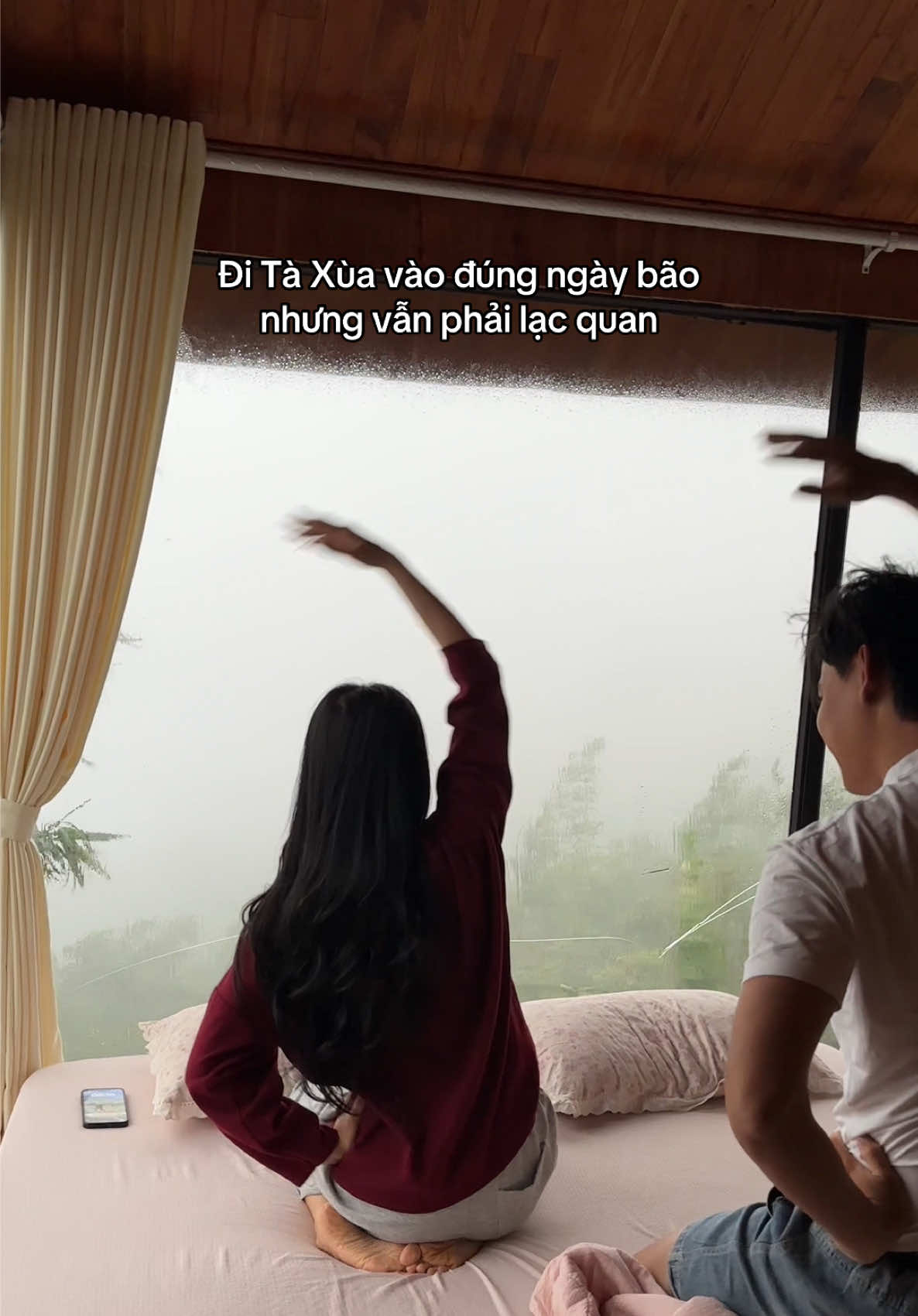 Có mưa, có bão, hết lúa, hết thóc thì chỉ cần có nhau là được ☺️#dianquocthai #coupletiktok #dulichvietnam #taxua #couple 