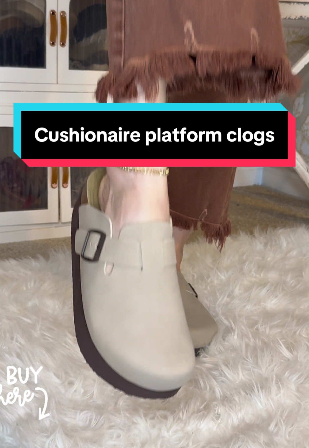 Replying to @Ally S | 🫶🏻  @Dr. Erin Cooper these platform clogs are so cute and a fraction of the price of the name brand ones @Cushionaire #platformclogs #clogs #sliponshoes #fallshoes #fallfreshness 
