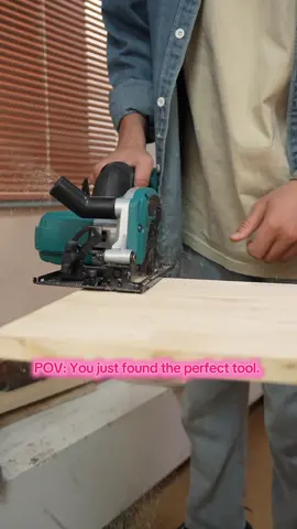 DIY just got EASY! 🔥 One-hand operation with the Seesii mini saw. 😍#seesii #saw #diyproject #woodcutting #tiktokmademebuyit 