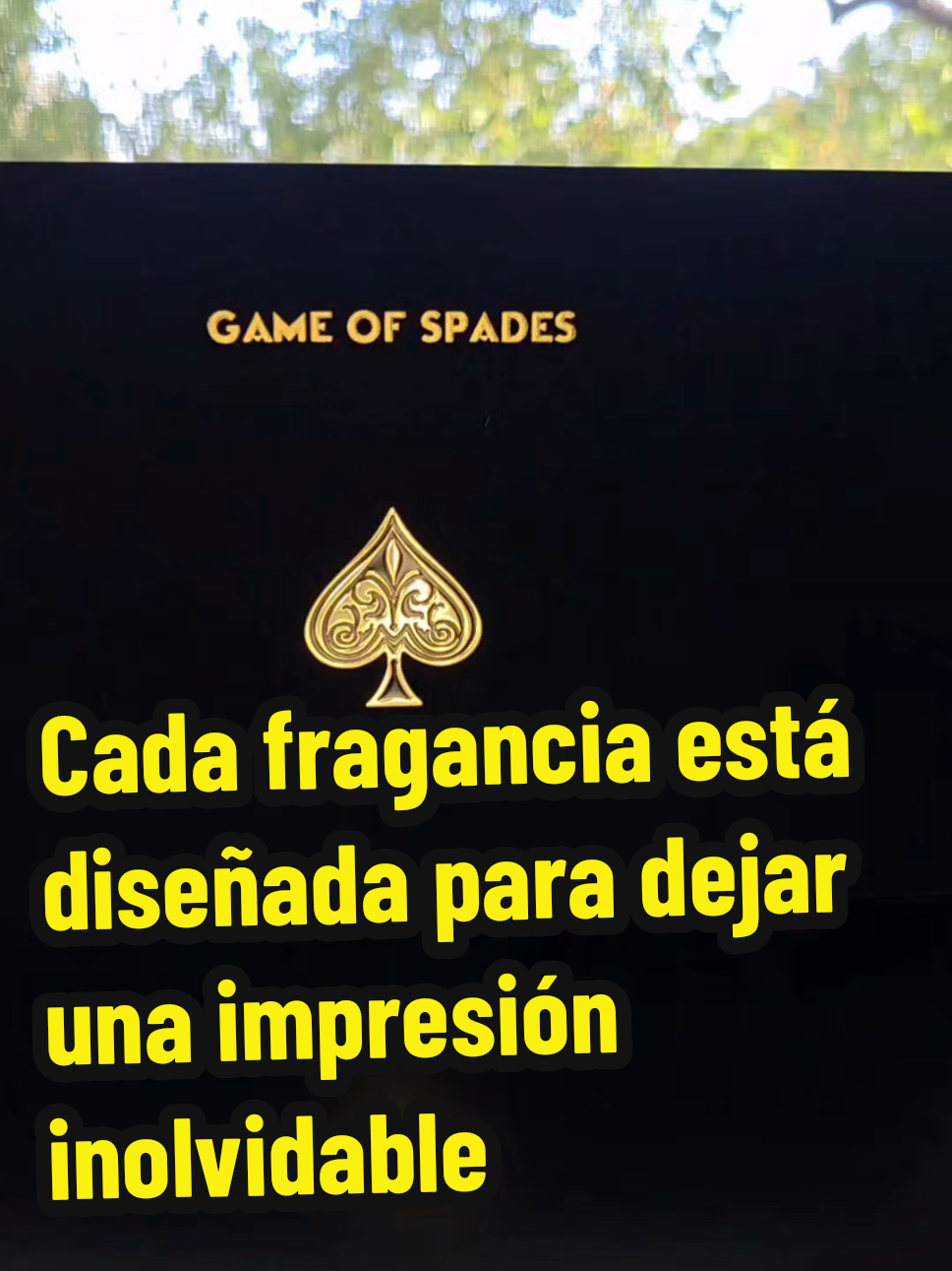 SET GAME OF SPADE !Descubre el encanto del Set de Perfumes Game of Spades Parfum!  Cada fragancia está diseñada para dejar una impresión inolvidable. Con notas exquisitas que resaltan calidad y elegancia. Este set te llevará a un nuevo nivel de sofisticación.  Perfecto para ti o como regalo exclusivo.  ¡Atrévete a seducir los sentidos y marca tendencia con Game of Spades! #Calidad #AromasInolvidables #GameOfSpadesParfum