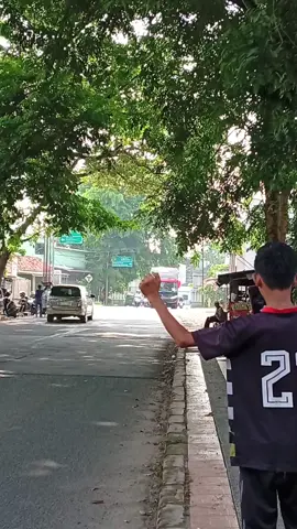 bukit berbunga lagi nihh 🤩🤩 @dikril_1526 