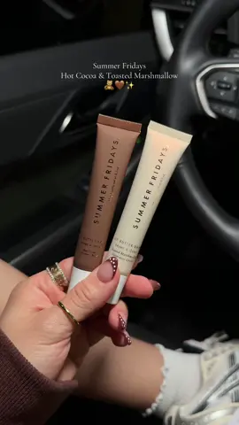 these might be the best 2 shades summer fridays has ever done 😍#summerfridays #lipbalmaddict #summerfridayslipbalm #summerfridayshotcocoa #summerfridaystoastedmarshmallow 