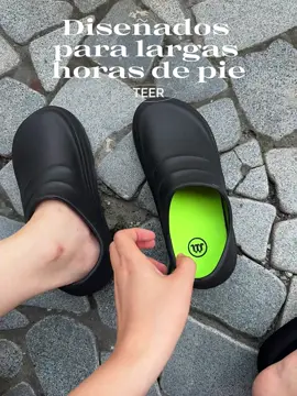 #clogs #fallfashion #alldaycomfort #waterproofshoes #fyp 