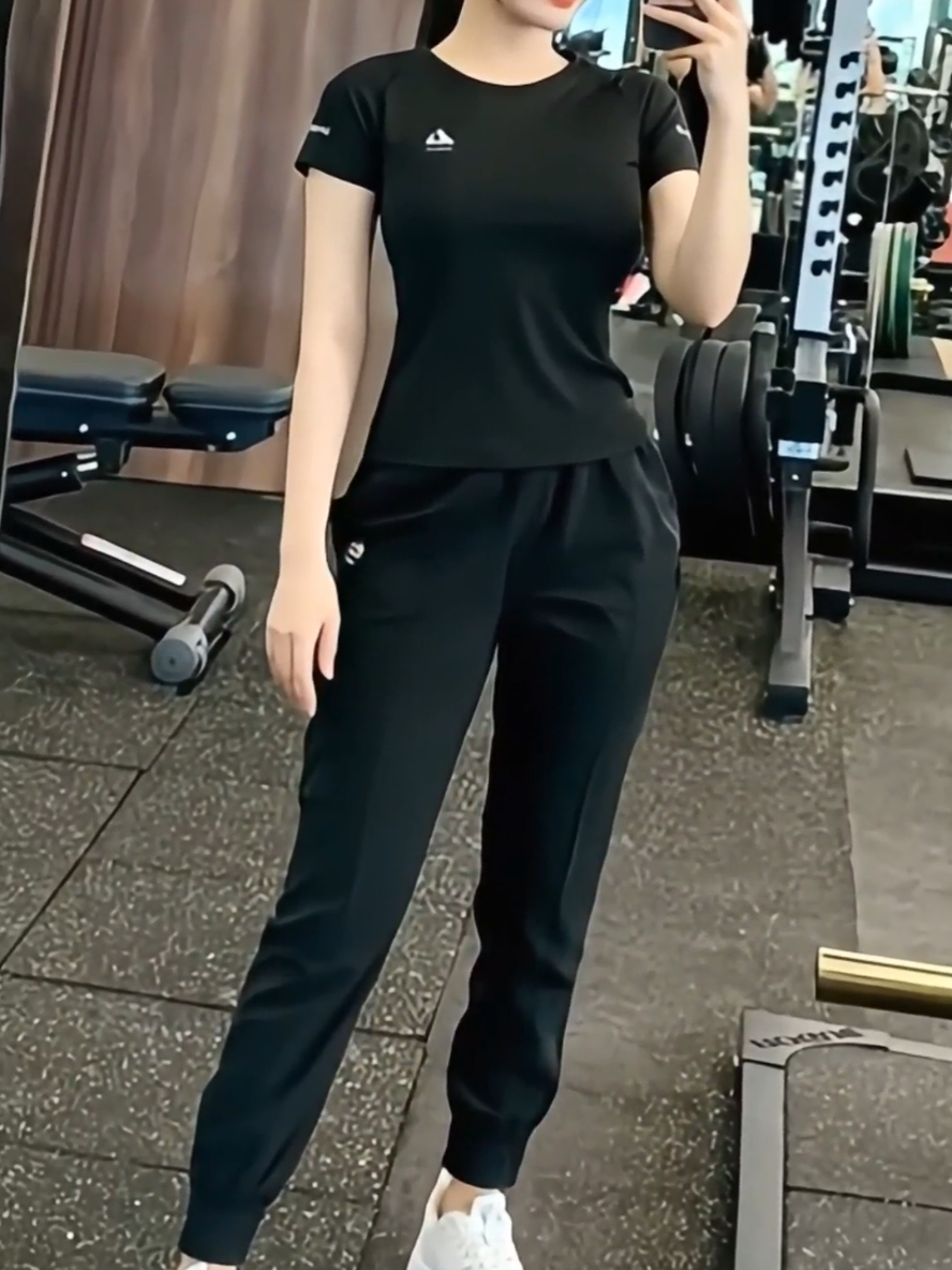 Set đồ Basic nhưng vẫn xinh lắm nha 🥰 #gym #yoga #dotapgym #dapxe #chaybo 