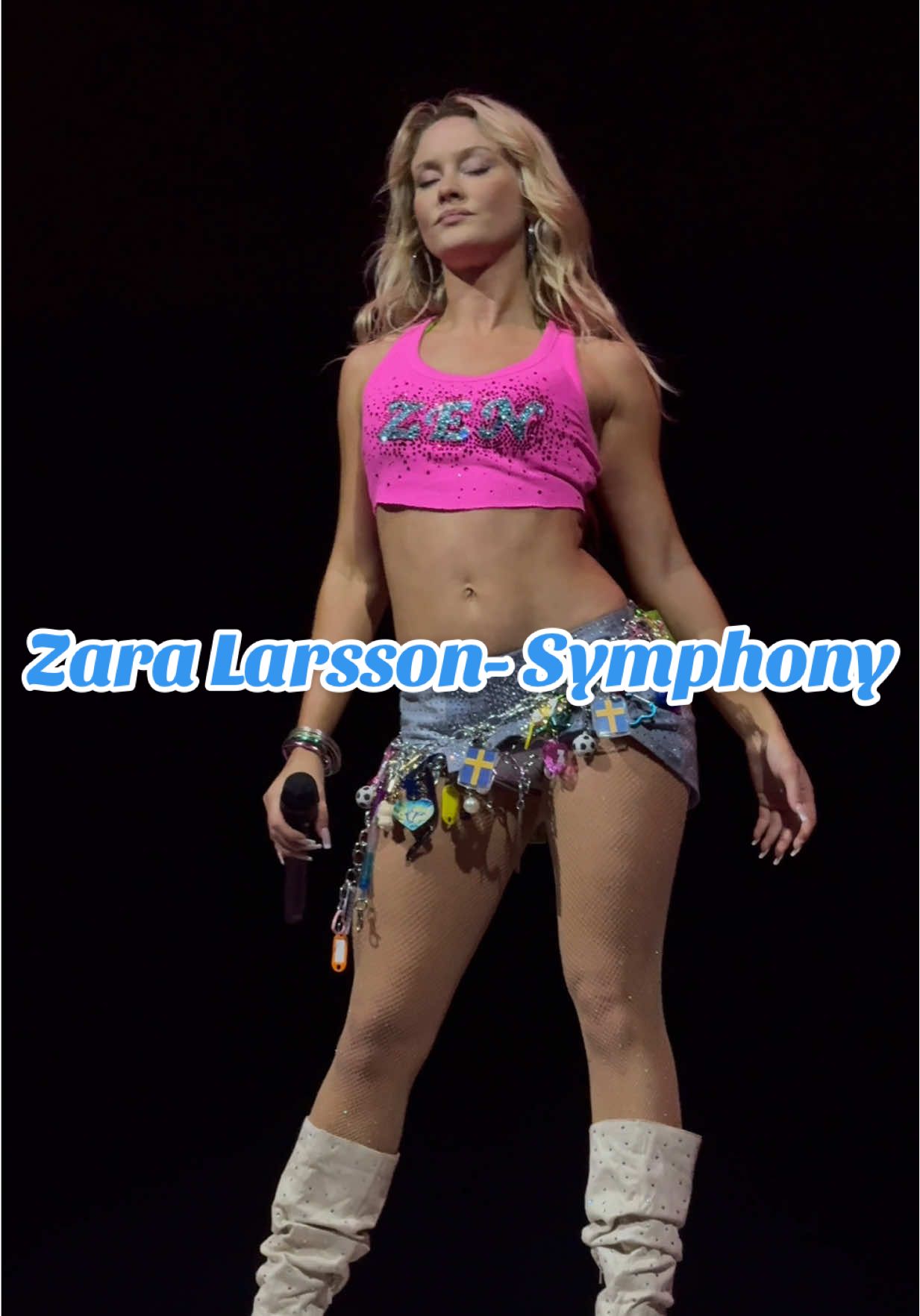 That's how you serve vocals!! #zaralarsson #misspossessivetour #symphony #vocals #midnightsun @Zara Larsson 