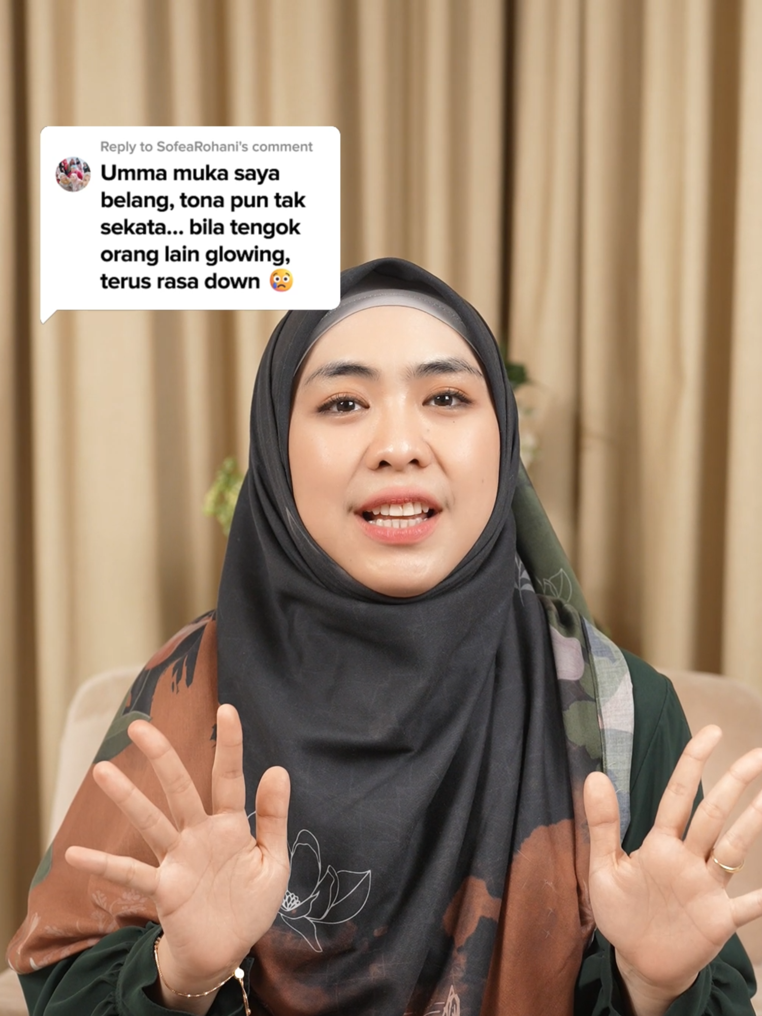 Pernah nggak sih merasa wajah belang & nggak rata sampai bikin hilang percaya diri? 😔 Jangan biarkan itu terus berlarut, ada cara buat balikin lagi kulit kita 💜 Umma sudah nemuin solusinya dengan Ozzaskin ✨” 👉 Klik keranjang kuning sekarang & coba sendiri! #Ozzaskin #SkincareHalal #ozzaskinbyokisetianadewi #ByeFlekHitam #lawanflekhitam #okisetianadewi #glowingskin