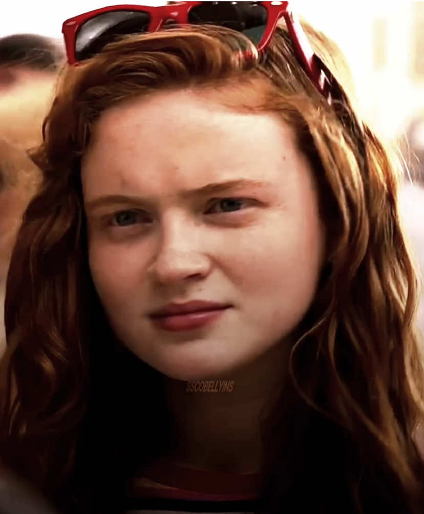max kinyis kinyis😋 //#maxmayfieldedit #sadiesink #strangerthings #netflix #maxmayfield \\ [ib : @𝒇𝒙¹ kelaa gentho ]