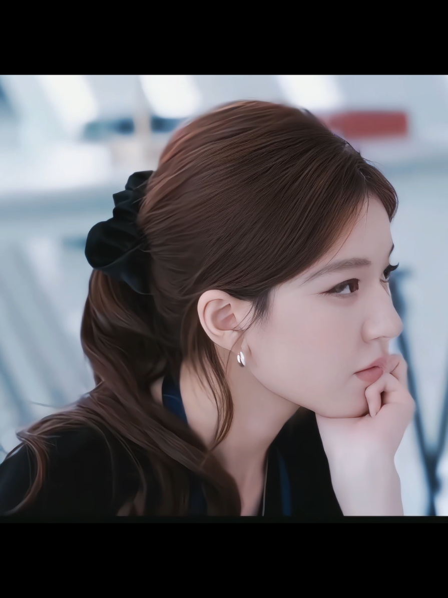 Baru nontn 1 eps udah terpesona sama cantik Zhou Lusi disini 🤭 #zhoulusi #loveambition #cdrama #fyp #explore 