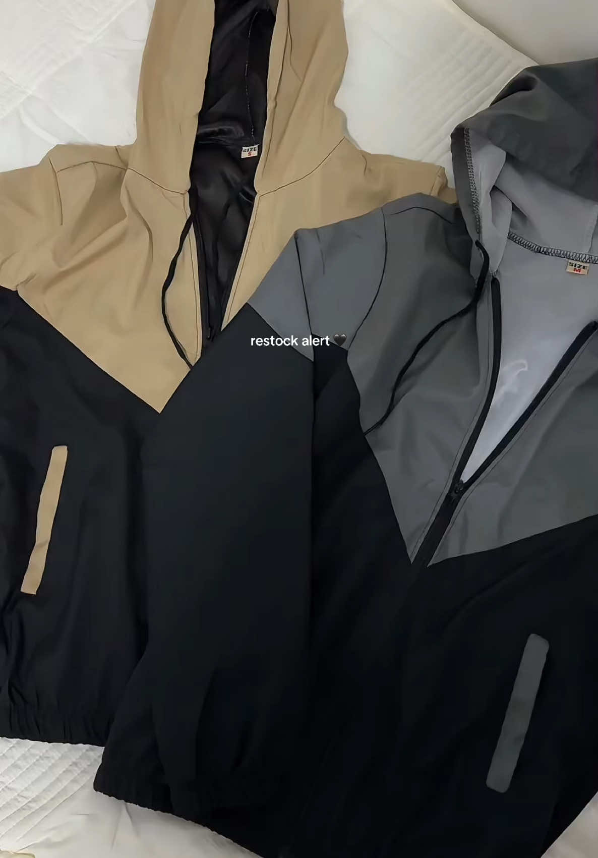 May stock na ulit! 🩶 #jacket #unisexjacket #arlojacket #windbreaker #hoodiejacket 