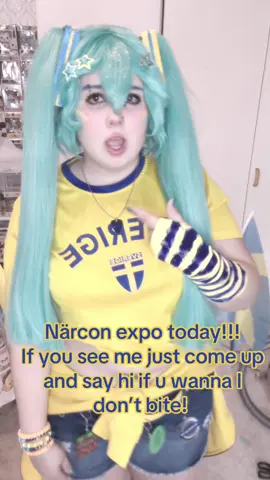 #hatsunemiku 💙💛 || #leeleecosplay #cosplayerfyp #vocaloidcosplay #miku 