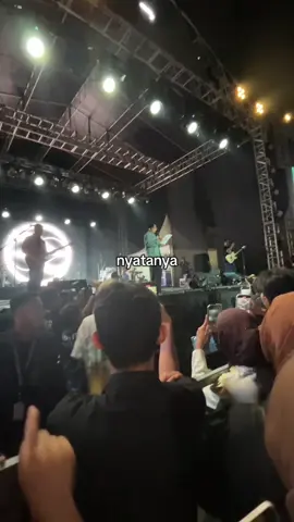 aaaa excited bgt, ga sia” dtg dri siang biar dpt di dpn dan yah akhirnya di noticeee🥺🫶🏻 @for Revenge #fyp #forrevenge #serana #medan #beranda #foryoupage 